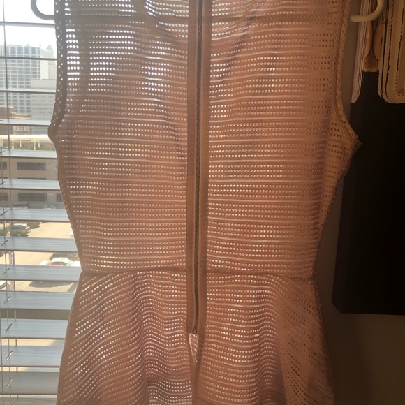 Bcbgmaxazria peplum top - Picture 4 of 5